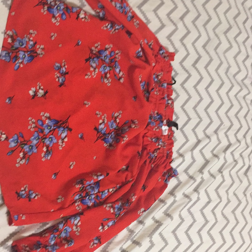 elbow sleeve shirt